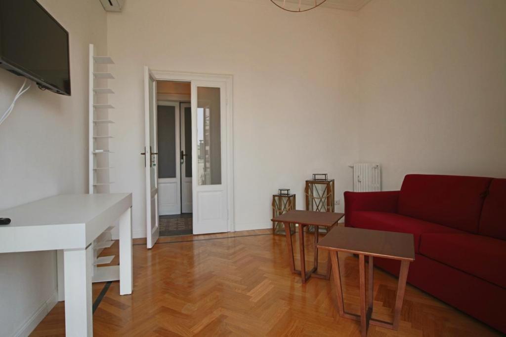 Lacaralele1 Mailand Exterior foto
